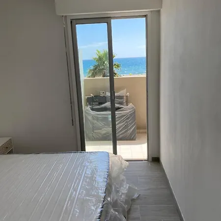 T2 Face A La Apartmán